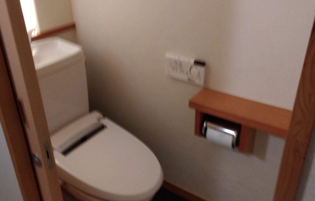 部屋のトイレ画像