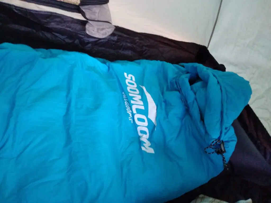 SOOMLOOM 寝袋 650FP 羽毛800g Soomloom 寝袋 マミー型 シュラフ 耐寒温度-20℃ 高級ダウン650FP